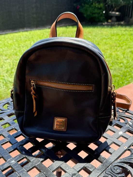 bike helmet clipped to backpack 20L Motorcycle Bag with Hidden Helmet Net – CA Kemimoto related:discovery-backpack Santoni Dark Brown Tumbled Colour:Dark Smoke school or across the